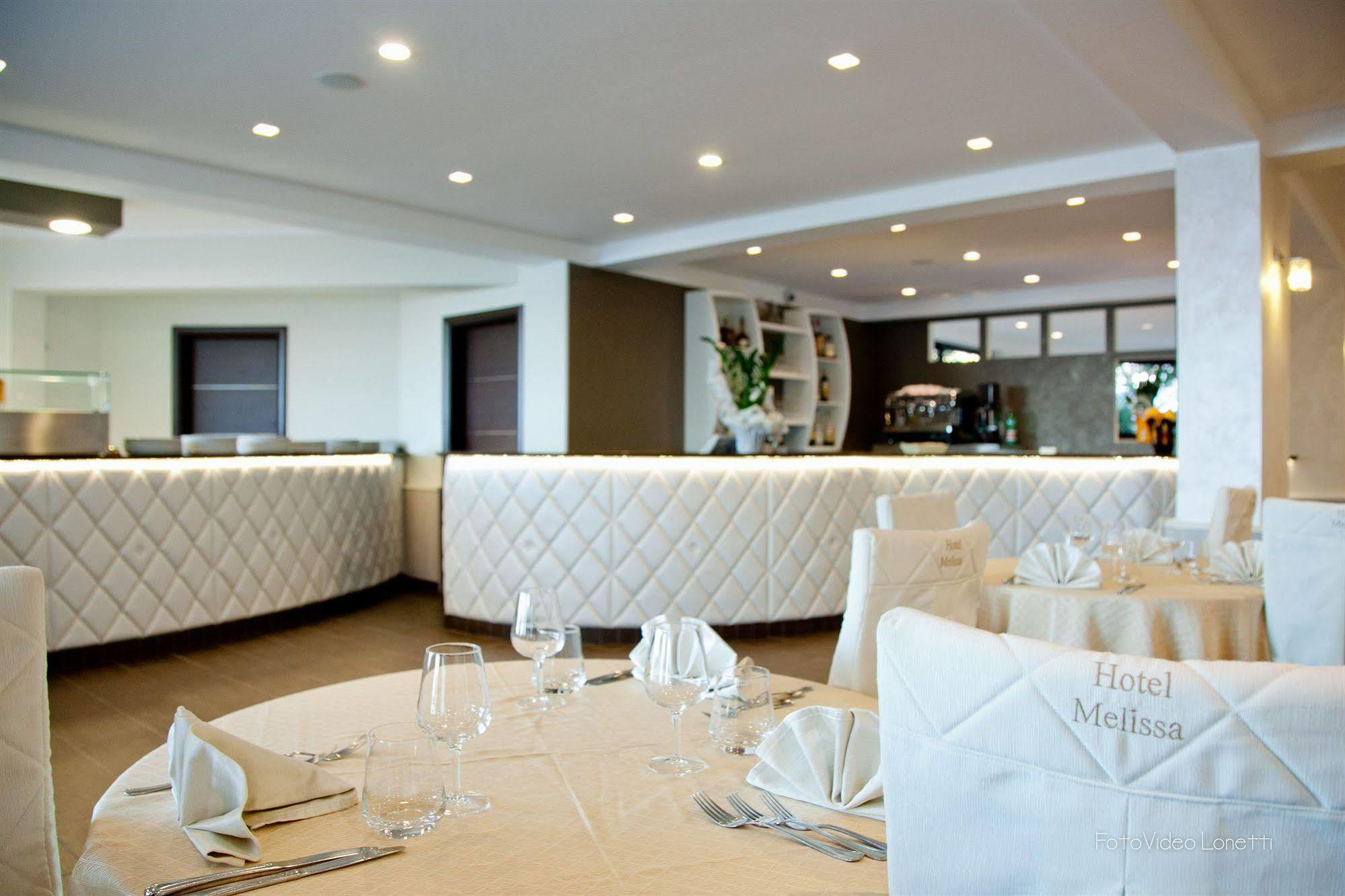 Hotel Melissa Torre Melissa Luaran gambar