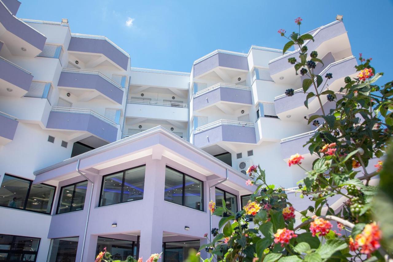 Hotel Melissa Torre Melissa Luaran gambar